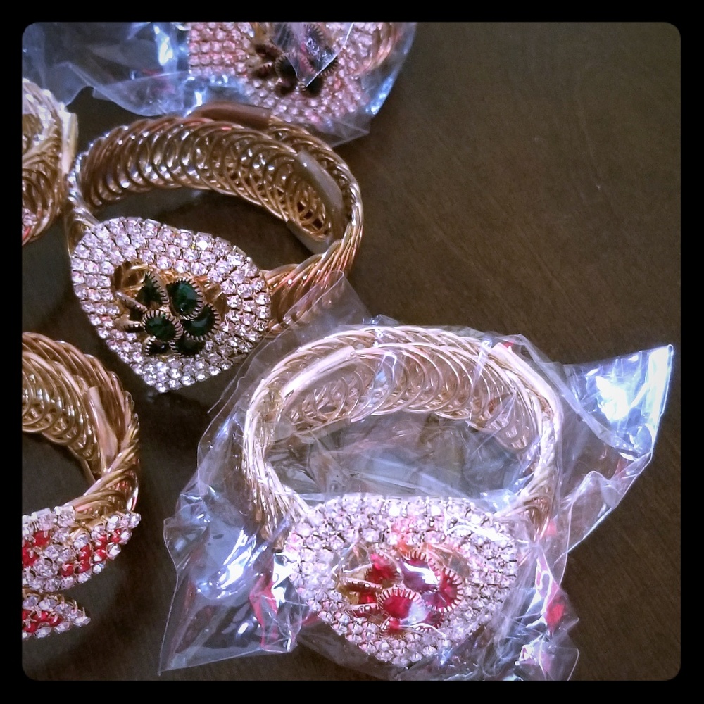 Bracelet